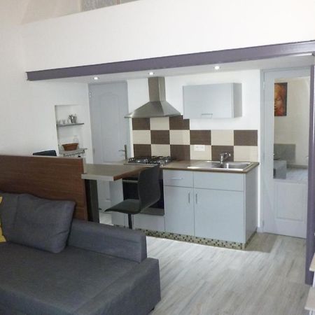 Studio Lourmarin Centre Apartment Exterior photo